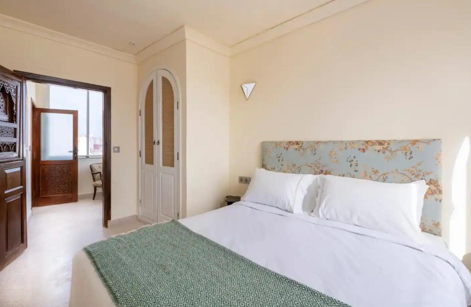 Absinthe Guest House Tangier Room photo