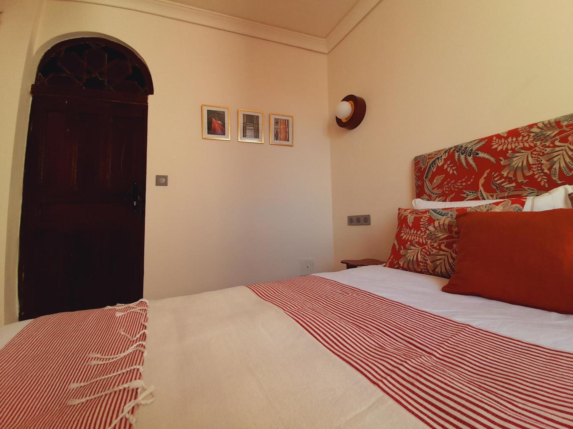 Absinthe Guest House Tangier Room photo