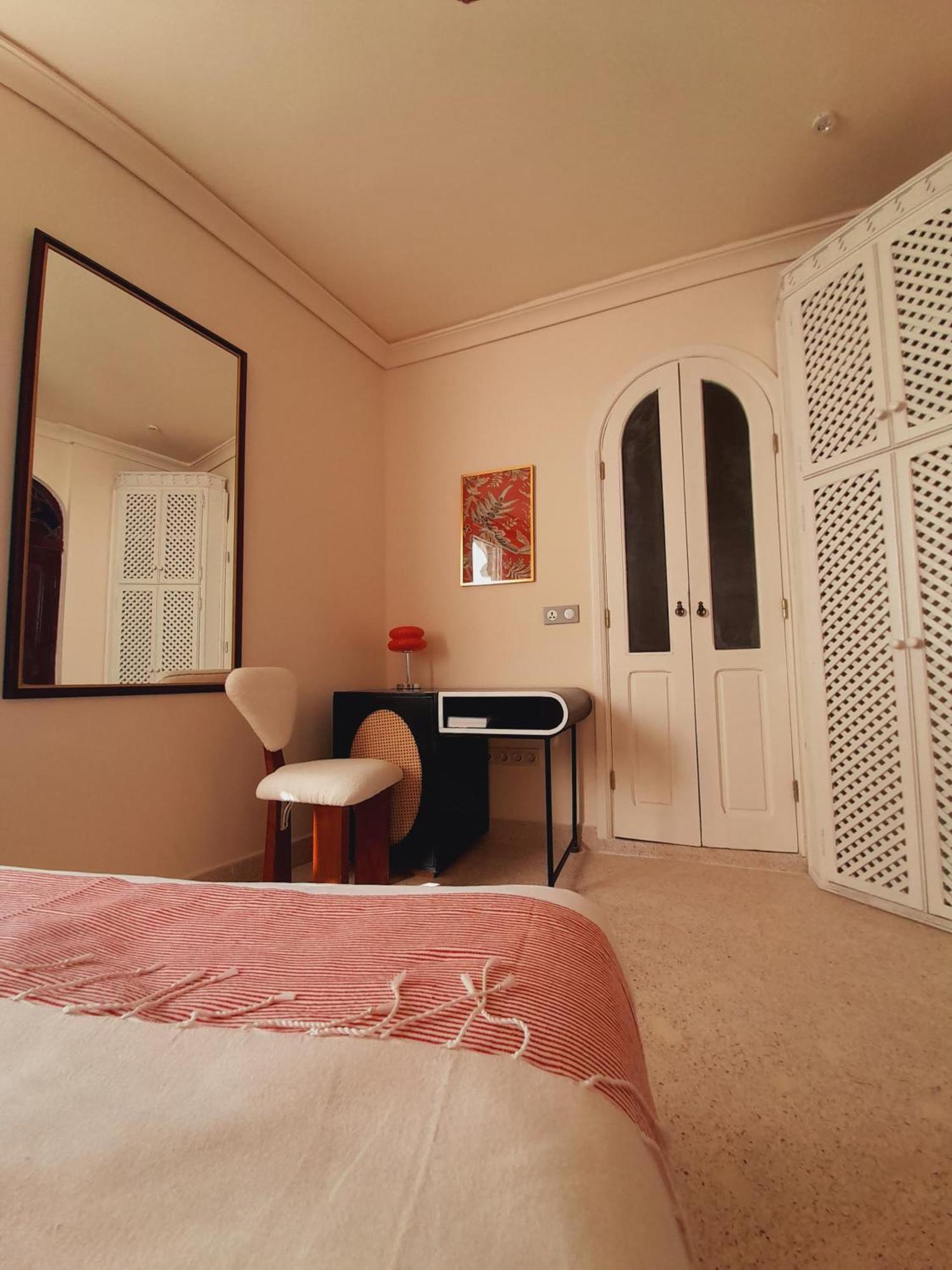 Absinthe Guest House Tangier Room photo